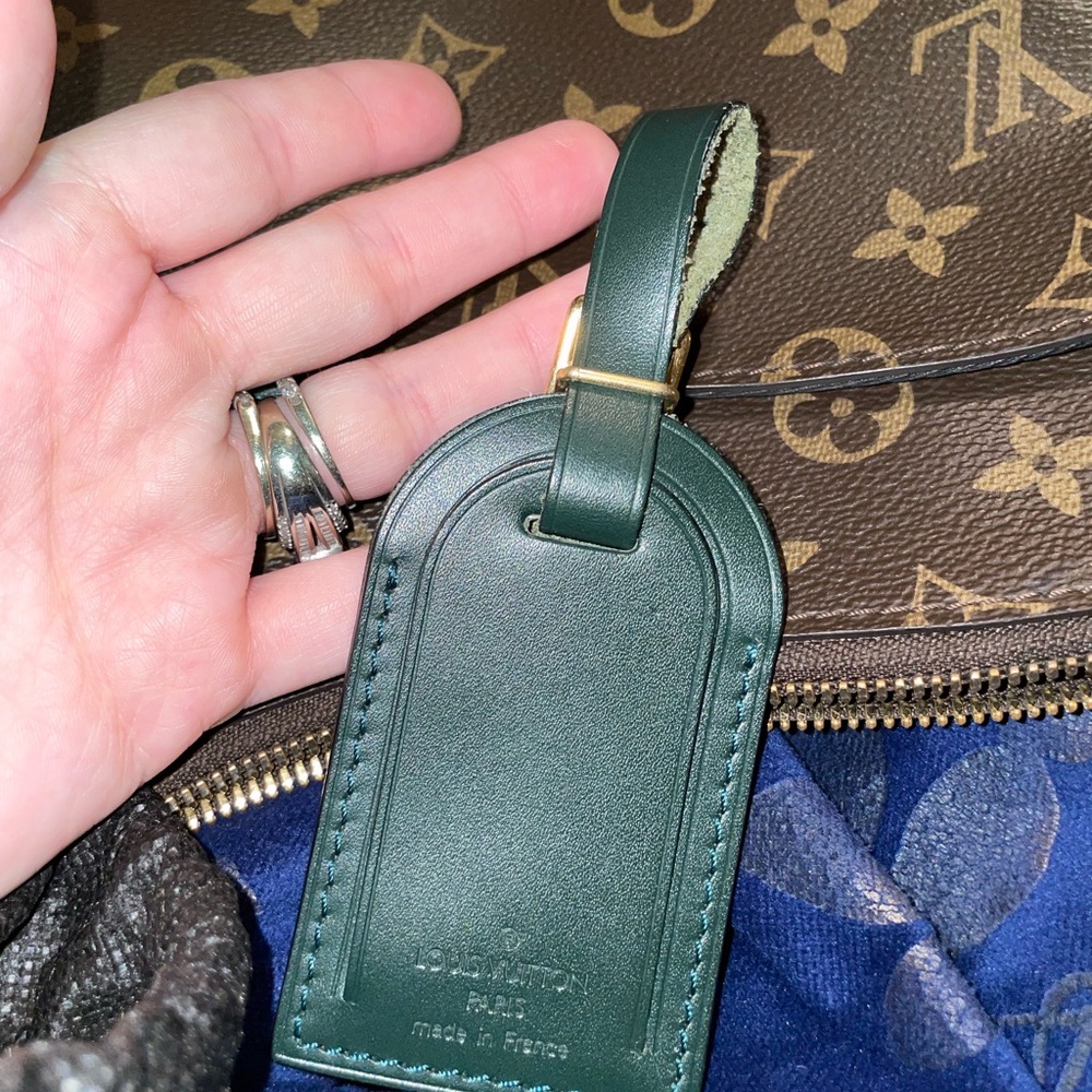 Louis Vuitton luggage tag in a beautiful green rare color - Picture 3 of 4